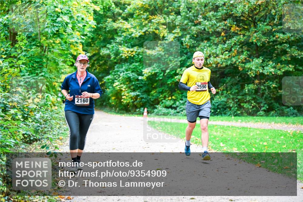 12.10.2025 - Bramfelder Halbmarathon 2025 Dr. Thomas Lammeyer http://msf.ph/oto/9354909 12.10.2025 10:51:54 Laufen 2590, 2160 meine-sportfotos.de