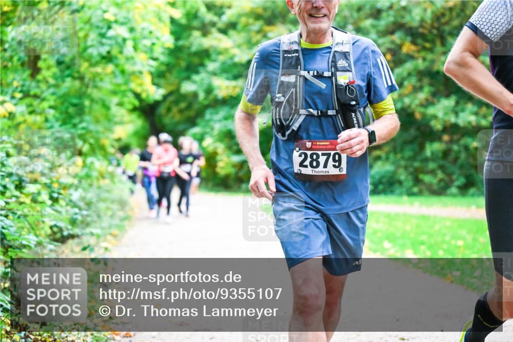 12.10.2025 - Bramfelder Halbmarathon 2025 Dr. Thomas Lammeyer http://msf.ph/oto/9355107 12.10.2025 10:52:42 Laufen 34, 2879 meine-sportfotos.de