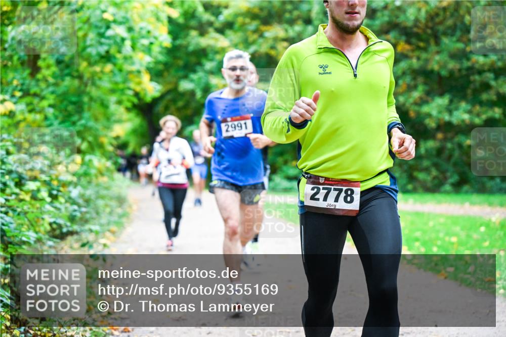 12.10.2025 - Bramfelder Halbmarathon 2025 Dr. Thomas Lammeyer http://msf.ph/oto/9355169 12.10.2025 10:52:53 Laufen 2991, 2778 meine-sportfotos.de
