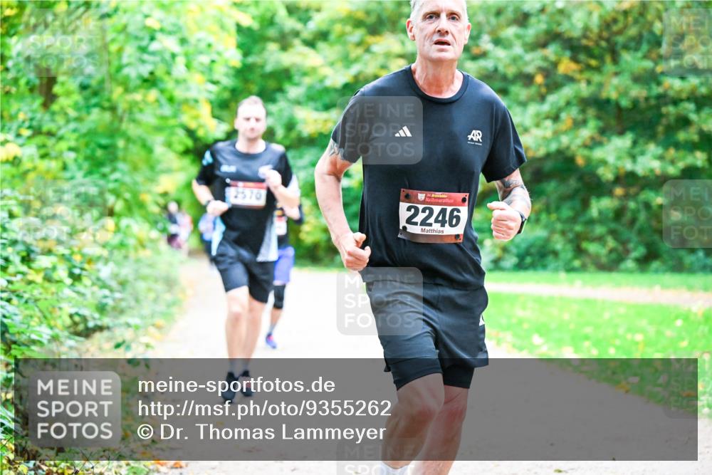 12.10.2025 - Bramfelder Halbmarathon 2025 Dr. Thomas Lammeyer http://msf.ph/oto/9355262 12.10.2025 10:53:08 Laufen 2570, 34, 2246 meine-sportfotos.de