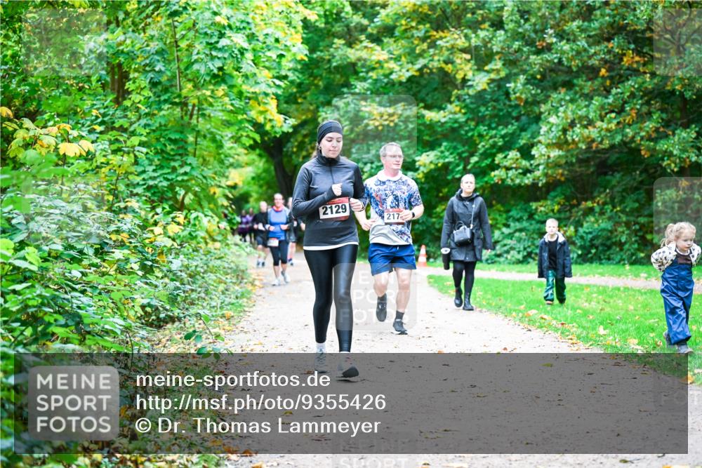 12.10.2025 - Bramfelder Halbmarathon 2025 Dr. Thomas Lammeyer http://msf.ph/oto/9355426 12.10.2025 10:53:44 Laufen 2129, 217 meine-sportfotos.de