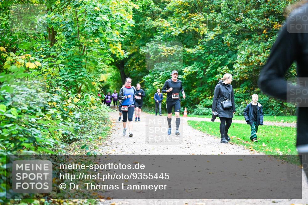 12.10.2025 - Bramfelder Halbmarathon 2025 Dr. Thomas Lammeyer http://msf.ph/oto/9355445 12.10.2025 10:53:47 Laufen 2027, 2428 meine-sportfotos.de