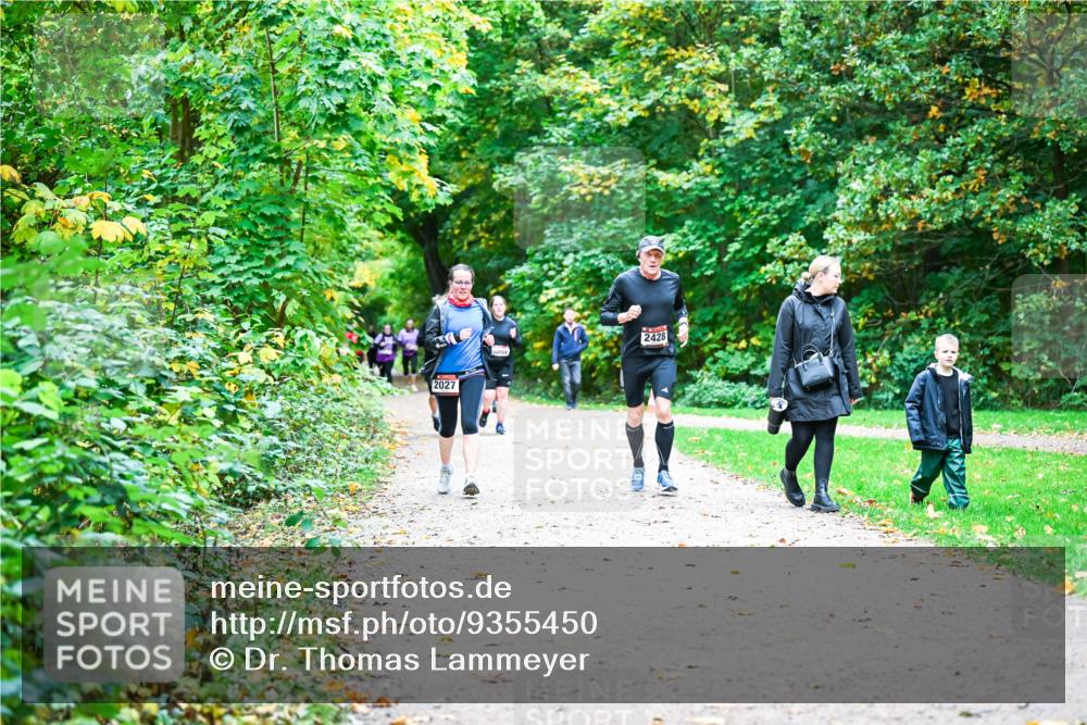 12.10.2025 - Bramfelder Halbmarathon 2025 Dr. Thomas Lammeyer http://msf.ph/oto/9355450 12.10.2025 10:53:48 Laufen 2027, 2428 meine-sportfotos.de