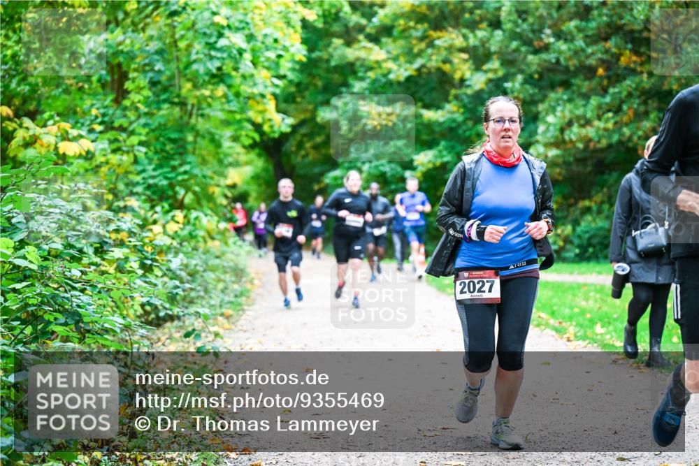 12.10.2025 - Bramfelder Halbmarathon 2025 Dr. Thomas Lammeyer http://msf.ph/oto/9355469 12.10.2025 10:53:52 Laufen 2027 meine-sportfotos.de