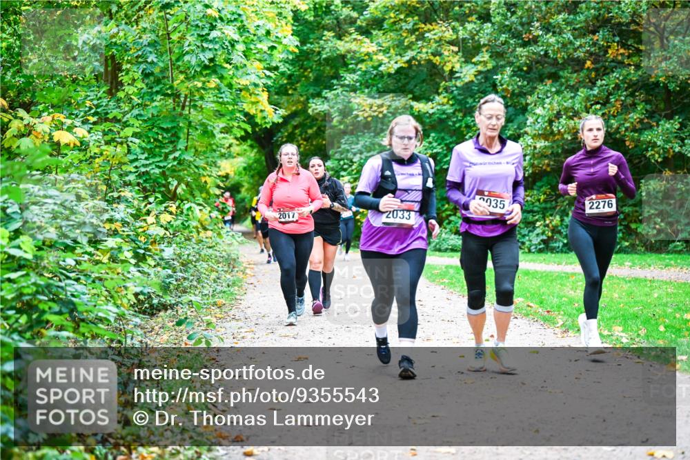 12.10.2025 - Bramfelder Halbmarathon 2025 Dr. Thomas Lammeyer http://msf.ph/oto/9355543 12.10.2025 10:54:06 Laufen 2017, 2033, 035, 2276 meine-sportfotos.de