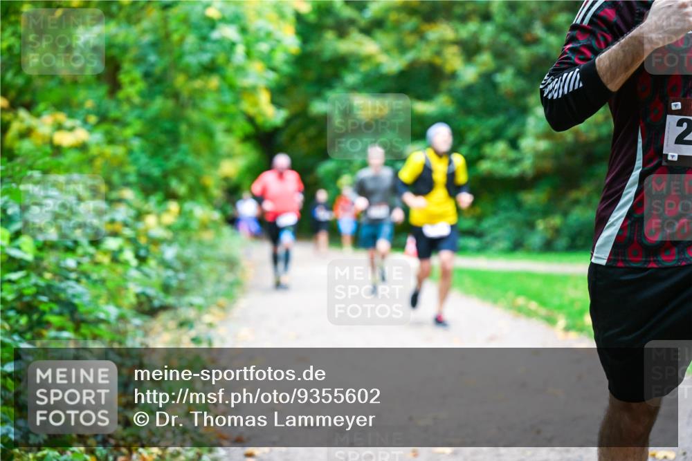 12.10.2025 - Bramfelder Halbmarathon 2025 Dr. Thomas Lammeyer http://msf.ph/oto/9355602 12.10.2025 10:54:15 Laufen  meine-sportfotos.de