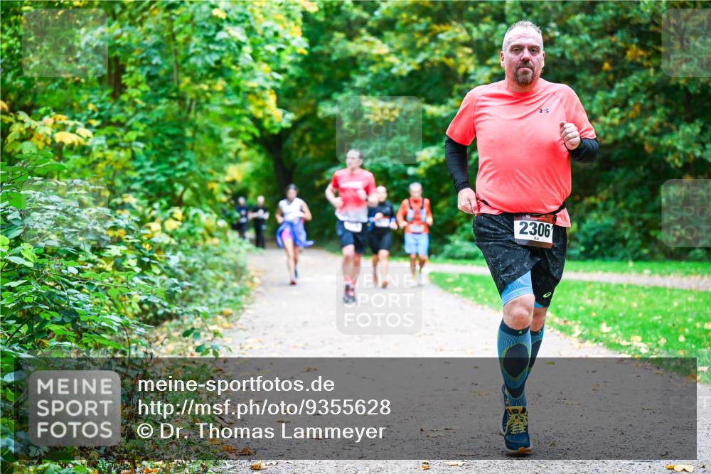 12.10.2025 - Bramfelder Halbmarathon 2025 Dr. Thomas Lammeyer http://msf.ph/oto/9355628 12.10.2025 10:54:19 Laufen 2306 meine-sportfotos.de