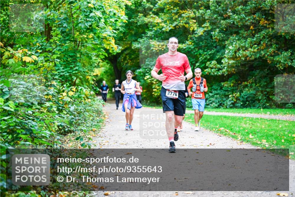 12.10.2025 - Bramfelder Halbmarathon 2025 Dr. Thomas Lammeyer http://msf.ph/oto/9355643 12.10.2025 10:54:21 Laufen 2776, 2675 meine-sportfotos.de
