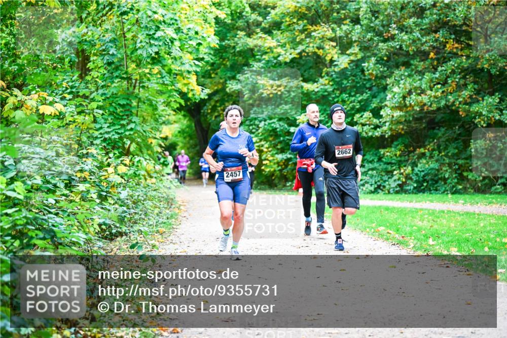 12.10.2025 - Bramfelder Halbmarathon 2025 Dr. Thomas Lammeyer http://msf.ph/oto/9355731 12.10.2025 10:54:40 Laufen 2457, 2662 meine-sportfotos.de