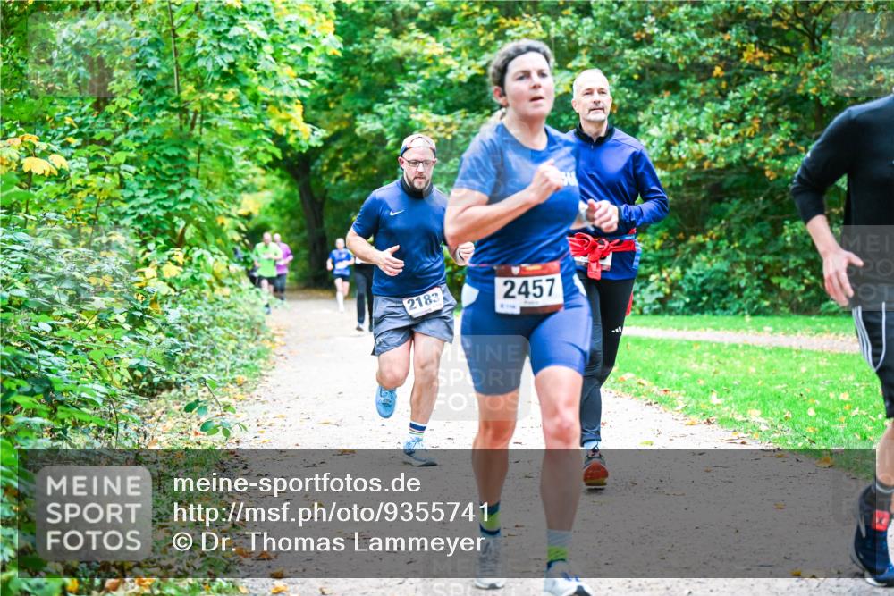 12.10.2025 - Bramfelder Halbmarathon 2025 Dr. Thomas Lammeyer http://msf.ph/oto/9355741 12.10.2025 10:54:42 Laufen 2183, 2457 meine-sportfotos.de