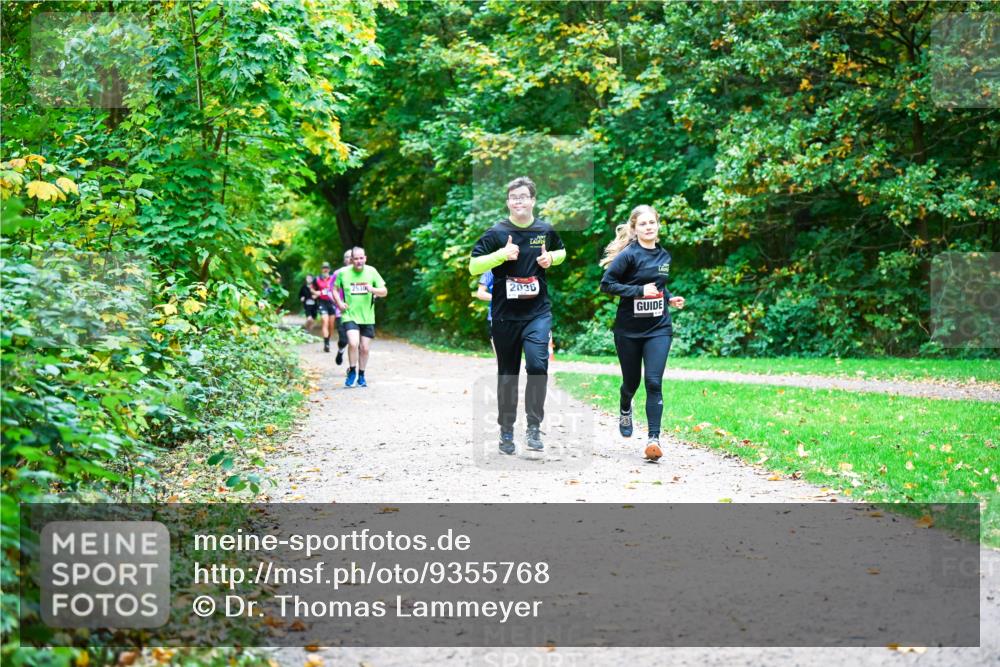 12.10.2025 - Bramfelder Halbmarathon 2025 Dr. Thomas Lammeyer http://msf.ph/oto/9355768 12.10.2025 10:54:47 Laufen 2538, 2038 meine-sportfotos.de