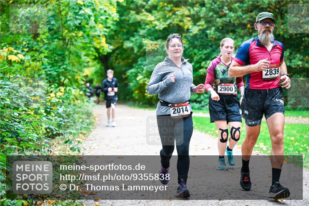 12.10.2025 - Bramfelder Halbmarathon 2025 Dr. Thomas Lammeyer http://msf.ph/oto/9355838 12.10.2025 10:54:59 Laufen 2014, 2900, 2839 meine-sportfotos.de