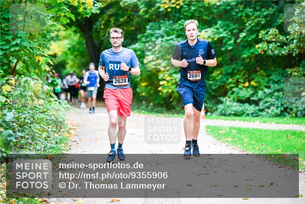 12.10.2025 - Bramfelder Halbmarathon 2025 Dr. Thomas Lammeyer http://msf.ph/oto/9355906 12.10.2025 10:55:13 Laufen 2024, 2691, 2628 meine-sportfotos.de