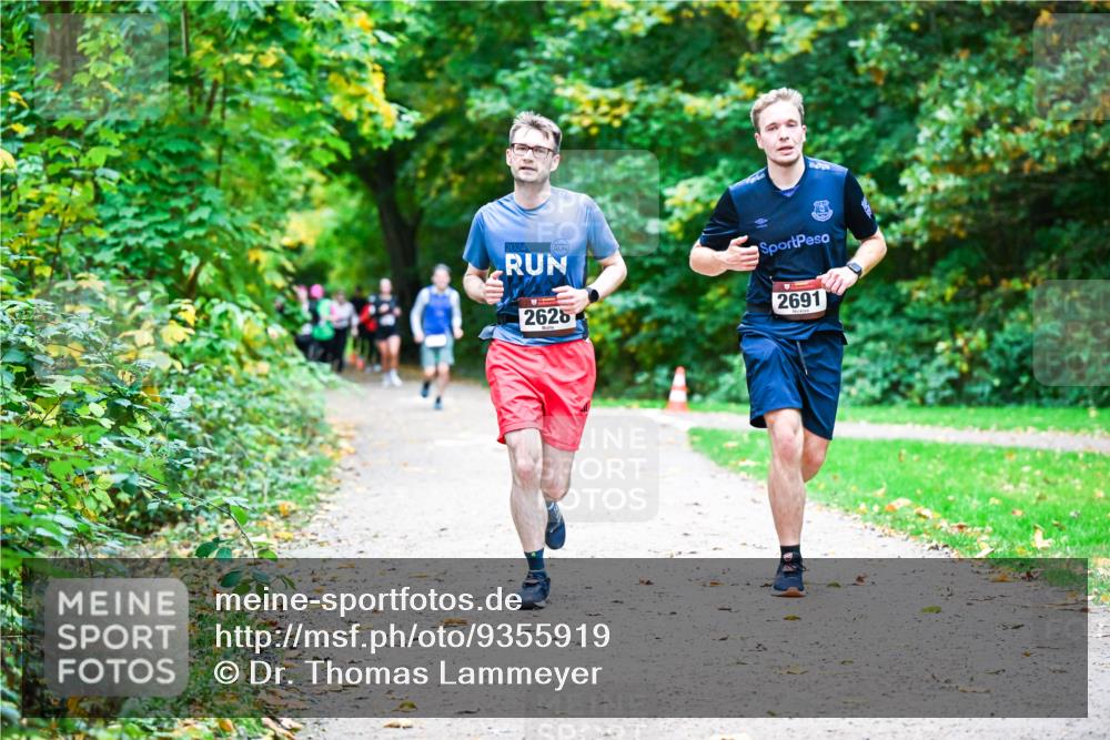 12.10.2025 - Bramfelder Halbmarathon 2025 Dr. Thomas Lammeyer http://msf.ph/oto/9355919 12.10.2025 10:55:15 Laufen 2024, 2625, 2691 meine-sportfotos.de