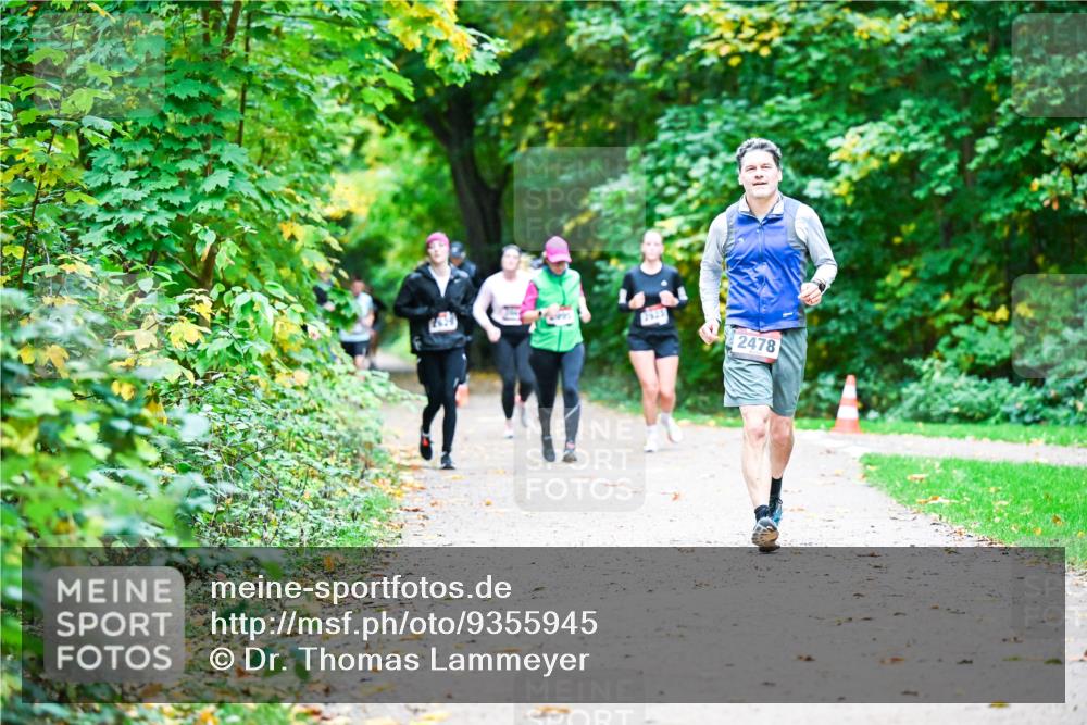 12.10.2025 - Bramfelder Halbmarathon 2025 Dr. Thomas Lammeyer http://msf.ph/oto/9355945 12.10.2025 10:55:21 Laufen 2478 meine-sportfotos.de