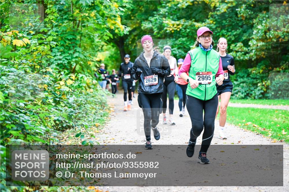 12.10.2025 - Bramfelder Halbmarathon 2025 Dr. Thomas Lammeyer http://msf.ph/oto/9355982 12.10.2025 10:55:27 Laufen 2629, 2995, 23 meine-sportfotos.de