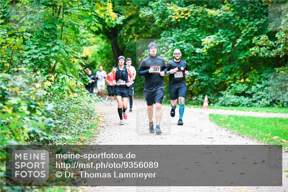 12.10.2025 - Bramfelder Halbmarathon 2025 Dr. Thomas Lammeyer http://msf.ph/oto/9356089 12.10.2025 10:55:49 Laufen 2619, 287, 2223 meine-sportfotos.de