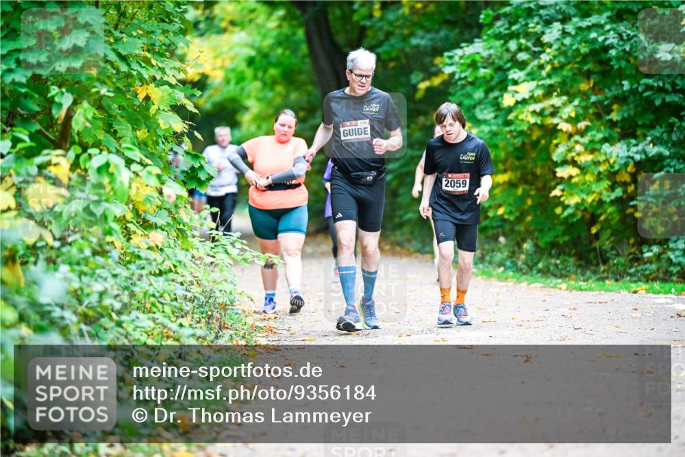 12.10.2025 - Bramfelder Halbmarathon 2025 Dr. Thomas Lammeyer http://msf.ph/oto/9356184 12.10.2025 10:56:14 Laufen 154, 2059 meine-sportfotos.de