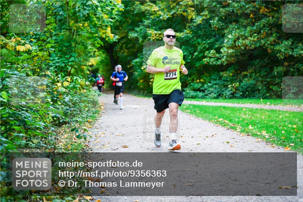 12.10.2025 - Bramfelder Halbmarathon 2025 Dr. Thomas Lammeyer http://msf.ph/oto/9356363 12.10.2025 10:56:55 Laufen 2774 meine-sportfotos.de