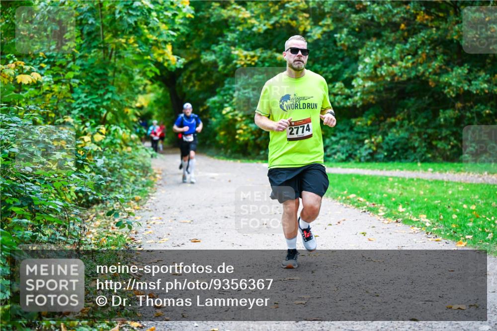 12.10.2025 - Bramfelder Halbmarathon 2025 Dr. Thomas Lammeyer http://msf.ph/oto/9356367 12.10.2025 10:56:55 Laufen 2774 meine-sportfotos.de