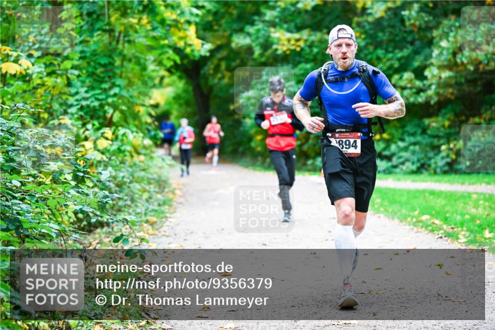 12.10.2025 - Bramfelder Halbmarathon 2025 Dr. Thomas Lammeyer http://msf.ph/oto/9356379 12.10.2025 10:56:59 Laufen 894 meine-sportfotos.de