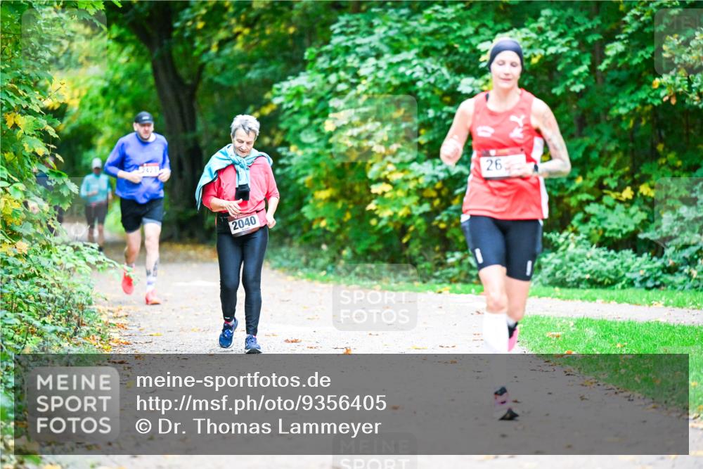 12.10.2025 - Bramfelder Halbmarathon 2025 Dr. Thomas Lammeyer http://msf.ph/oto/9356405 12.10.2025 10:57:06 Laufen 2040, 26 meine-sportfotos.de