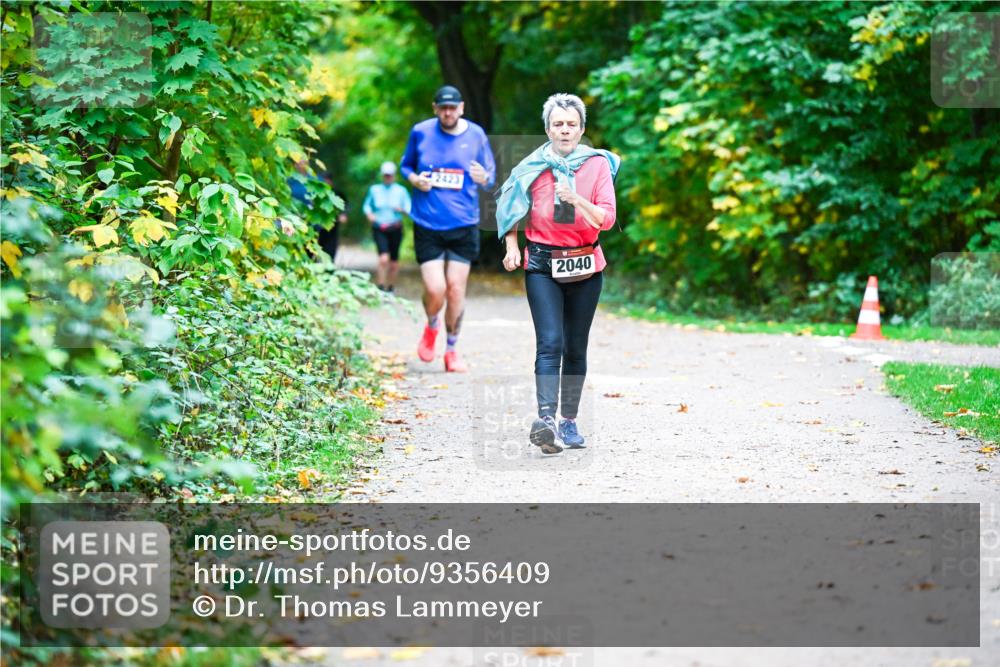 12.10.2025 - Bramfelder Halbmarathon 2025 Dr. Thomas Lammeyer http://msf.ph/oto/9356409 12.10.2025 10:57:08 Laufen 2040 meine-sportfotos.de