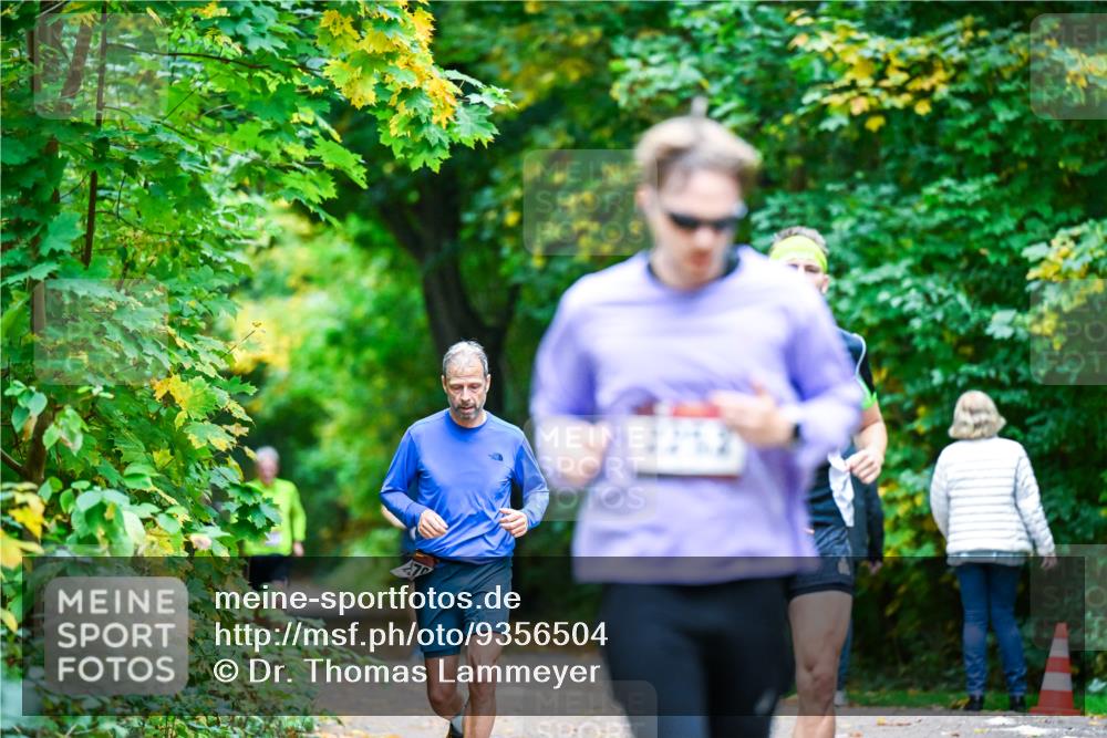 12.10.2025 - Bramfelder Halbmarathon 2025 Dr. Thomas Lammeyer http://msf.ph/oto/9356504 12.10.2025 10:57:32 Laufen  meine-sportfotos.de