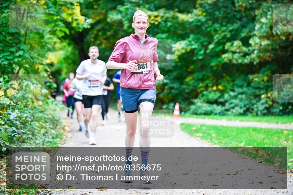 12.10.2025 - Bramfelder Halbmarathon 2025 Dr. Thomas Lammeyer http://msf.ph/oto/9356675 12.10.2025 10:58:27 Laufen 32013, 981, 128 meine-sportfotos.de