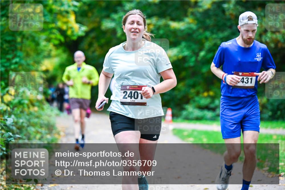 12.10.2025 - Bramfelder Halbmarathon 2025 Dr. Thomas Lammeyer http://msf.ph/oto/9356709 12.10.2025 10:58:33 Laufen 34, 240, 431 meine-sportfotos.de