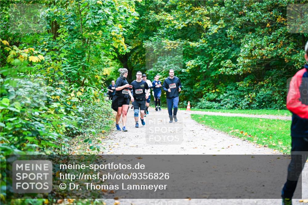 12.10.2025 - Bramfelder Halbmarathon 2025 Dr. Thomas Lammeyer http://msf.ph/oto/9356826 12.10.2025 10:58:54 Laufen 2220, 2026 meine-sportfotos.de