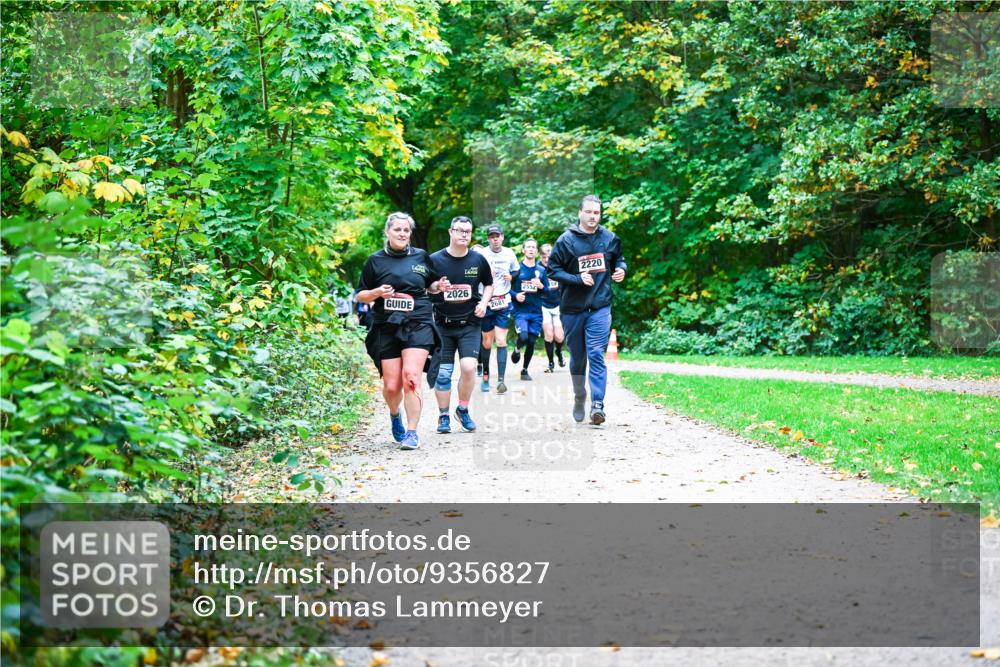 12.10.2025 - Bramfelder Halbmarathon 2025 Dr. Thomas Lammeyer http://msf.ph/oto/9356827 12.10.2025 10:58:56 Laufen 2220, 2026, 2552, 2681 meine-sportfotos.de