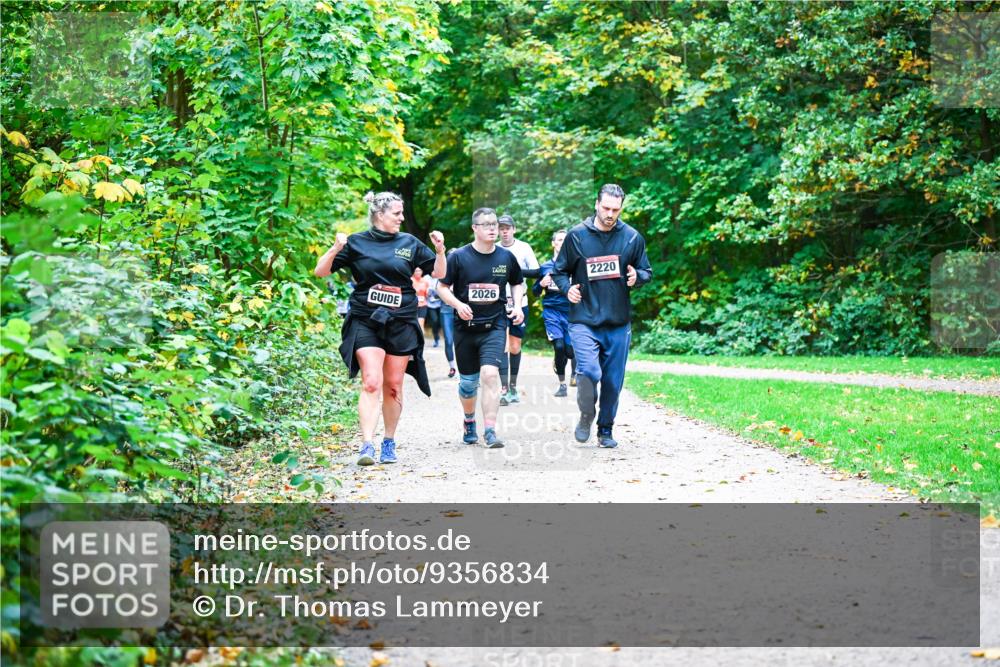 12.10.2025 - Bramfelder Halbmarathon 2025 Dr. Thomas Lammeyer http://msf.ph/oto/9356834 12.10.2025 10:58:57 Laufen 2220, 2026 meine-sportfotos.de