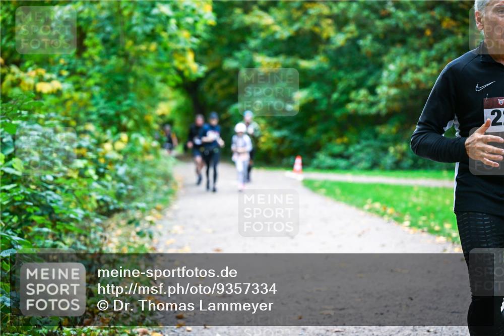 12.10.2025 - Bramfelder Halbmarathon 2025 Dr. Thomas Lammeyer http://msf.ph/oto/9357334 12.10.2025 11:00:28 Laufen 23 meine-sportfotos.de