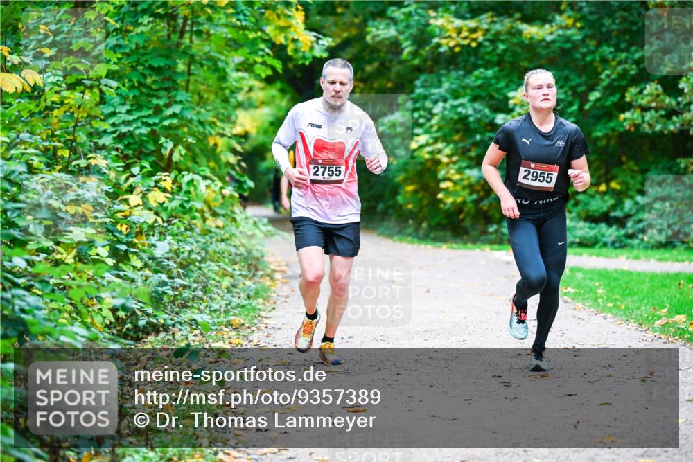 12.10.2025 - Bramfelder Halbmarathon 2025 Dr. Thomas Lammeyer http://msf.ph/oto/9357389 12.10.2025 11:00:41 Laufen 2755, 2955 meine-sportfotos.de