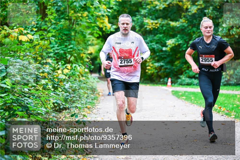 12.10.2025 - Bramfelder Halbmarathon 2025 Dr. Thomas Lammeyer http://msf.ph/oto/9357396 12.10.2025 11:00:42 Laufen 2755, 2955 meine-sportfotos.de