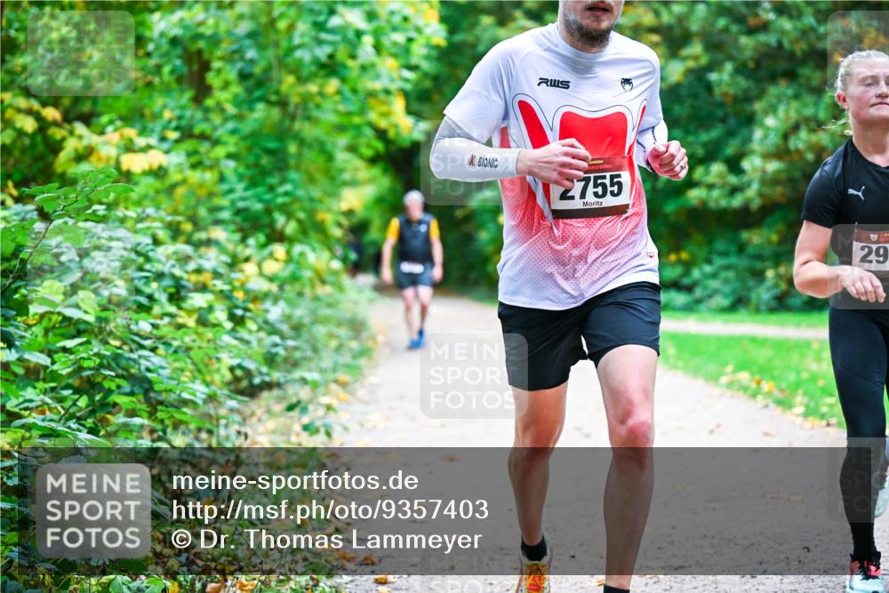 12.10.2025 - Bramfelder Halbmarathon 2025 Dr. Thomas Lammeyer http://msf.ph/oto/9357403 12.10.2025 11:00:42 Laufen 2755, 29 meine-sportfotos.de