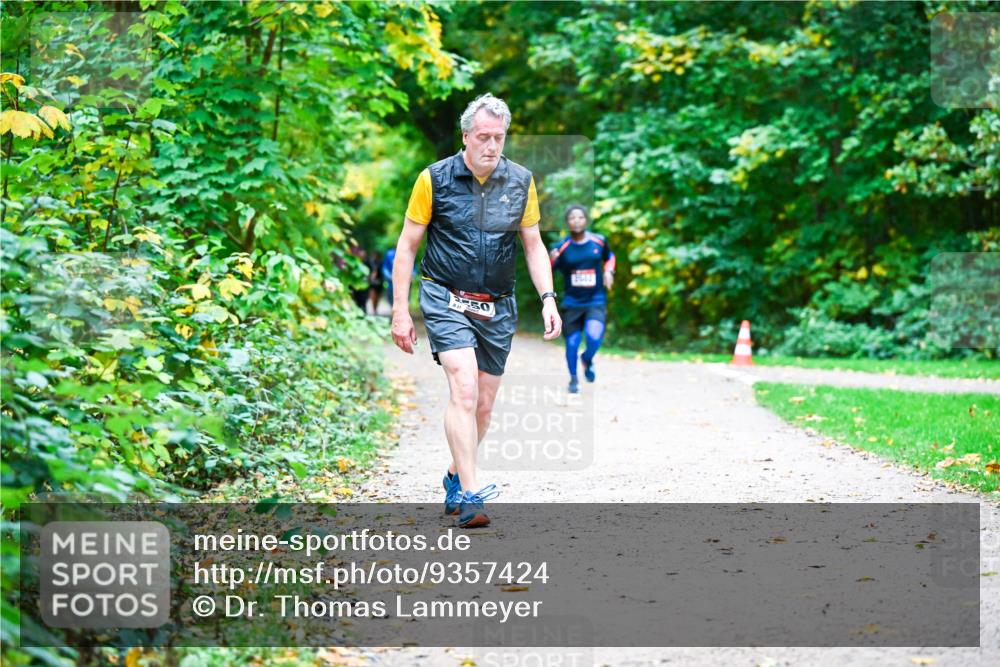 12.10.2025 - Bramfelder Halbmarathon 2025 Dr. Thomas Lammeyer http://msf.ph/oto/9357424 12.10.2025 11:00:49 Laufen  meine-sportfotos.de