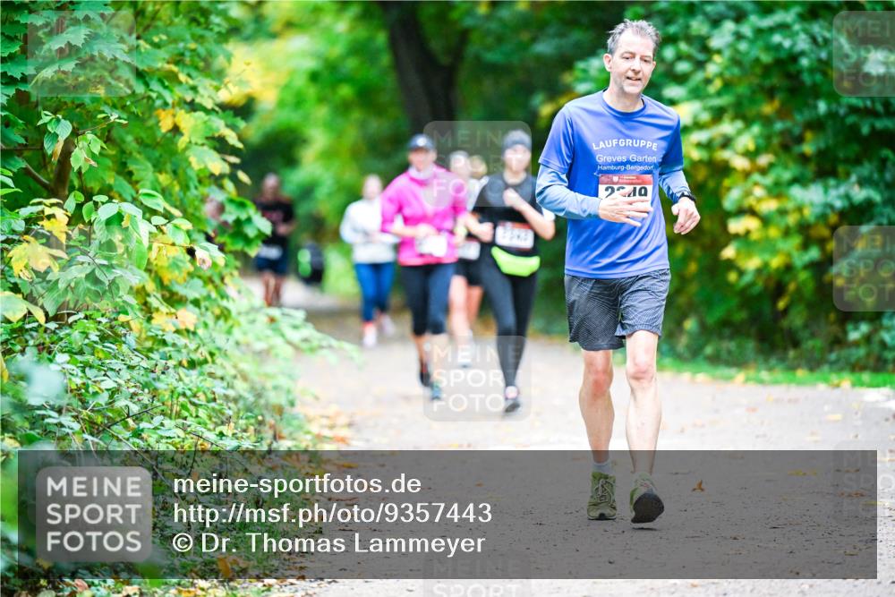 12.10.2025 - Bramfelder Halbmarathon 2025 Dr. Thomas Lammeyer http://msf.ph/oto/9357443 12.10.2025 11:00:59 Laufen 2010 meine-sportfotos.de