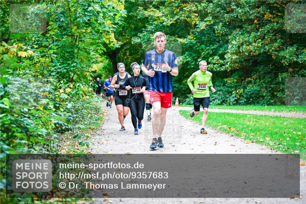 12.10.2025 - Bramfelder Halbmarathon 2025 Dr. Thomas Lammeyer http://msf.ph/oto/9357683 12.10.2025 11:01:45 Laufen 2944, 2740, 276, 2446 meine-sportfotos.de