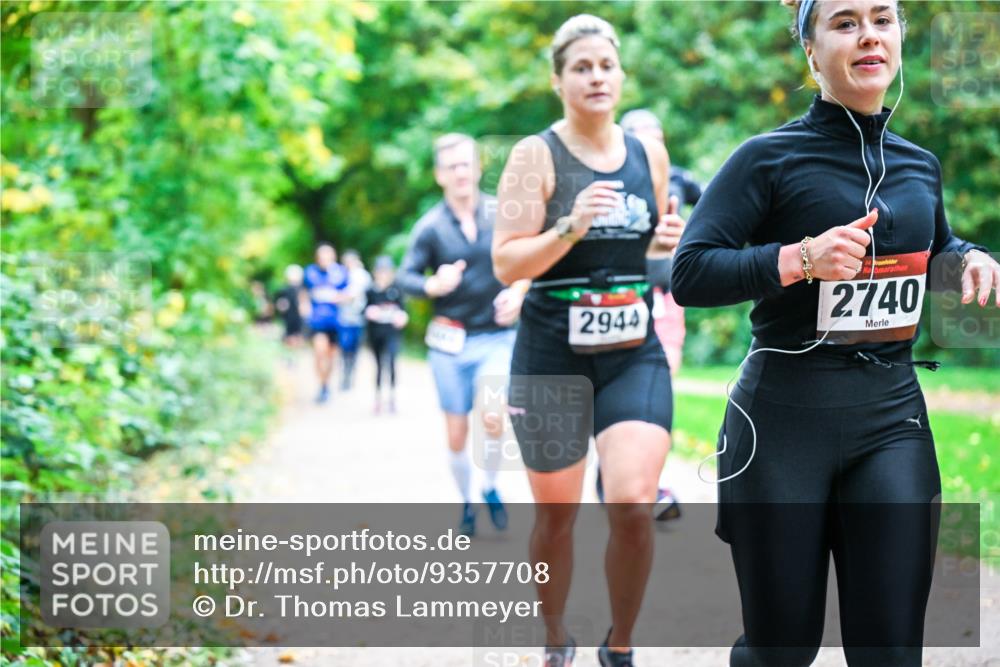 12.10.2025 - Bramfelder Halbmarathon 2025 Dr. Thomas Lammeyer http://msf.ph/oto/9357708 12.10.2025 11:01:49 Laufen 2944, 34, 2740 meine-sportfotos.de