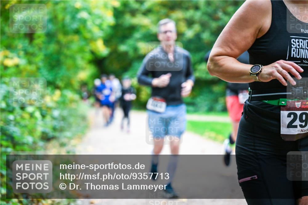 12.10.2025 - Bramfelder Halbmarathon 2025 Dr. Thomas Lammeyer http://msf.ph/oto/9357713 12.10.2025 11:01:49 Laufen 39, 34, 29 meine-sportfotos.de