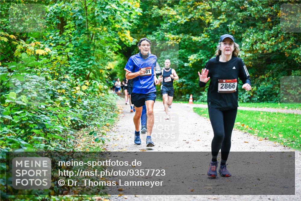12.10.2025 - Bramfelder Halbmarathon 2025 Dr. Thomas Lammeyer http://msf.ph/oto/9357723 12.10.2025 11:01:53 Laufen 01, 2621, 2866 meine-sportfotos.de