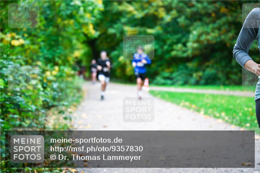 12.10.2025 - Bramfelder Halbmarathon 2025 Dr. Thomas Lammeyer http://msf.ph/oto/9357830 12.10.2025 11:02:17 Laufen  meine-sportfotos.de