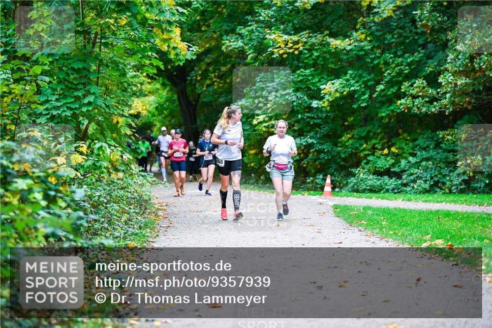 12.10.2025 - Bramfelder Halbmarathon 2025 Dr. Thomas Lammeyer http://msf.ph/oto/9357939 12.10.2025 11:02:42 Laufen  meine-sportfotos.de