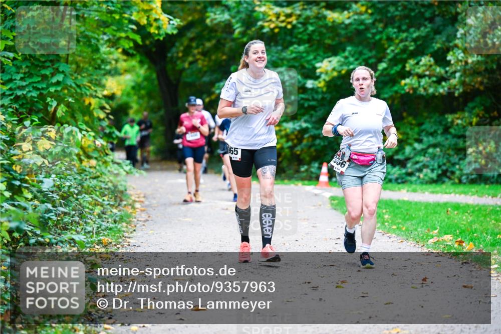 12.10.2025 - Bramfelder Halbmarathon 2025 Dr. Thomas Lammeyer http://msf.ph/oto/9357963 12.10.2025 11:02:46 Laufen 65, 956, 81411 meine-sportfotos.de