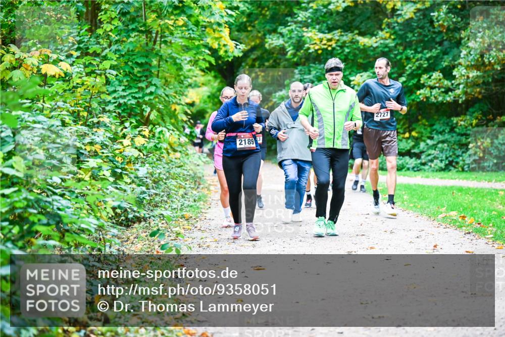 12.10.2025 - Bramfelder Halbmarathon 2025 Dr. Thomas Lammeyer http://msf.ph/oto/9358051 12.10.2025 11:03:01 Laufen 2189, 2727 meine-sportfotos.de