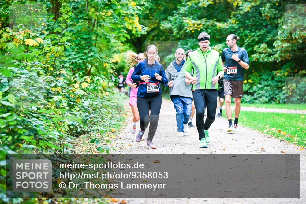 12.10.2025 - Bramfelder Halbmarathon 2025 Dr. Thomas Lammeyer http://msf.ph/oto/9358053 12.10.2025 11:03:01 Laufen 2189, 2727 meine-sportfotos.de