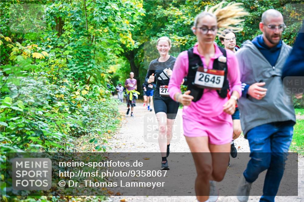 12.10.2025 - Bramfelder Halbmarathon 2025 Dr. Thomas Lammeyer http://msf.ph/oto/9358067 12.10.2025 11:03:04 Laufen 274, 2645 meine-sportfotos.de