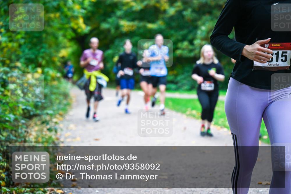 12.10.2025 - Bramfelder Halbmarathon 2025 Dr. Thomas Lammeyer http://msf.ph/oto/9358092 12.10.2025 11:03:09 Laufen 34, 15 meine-sportfotos.de